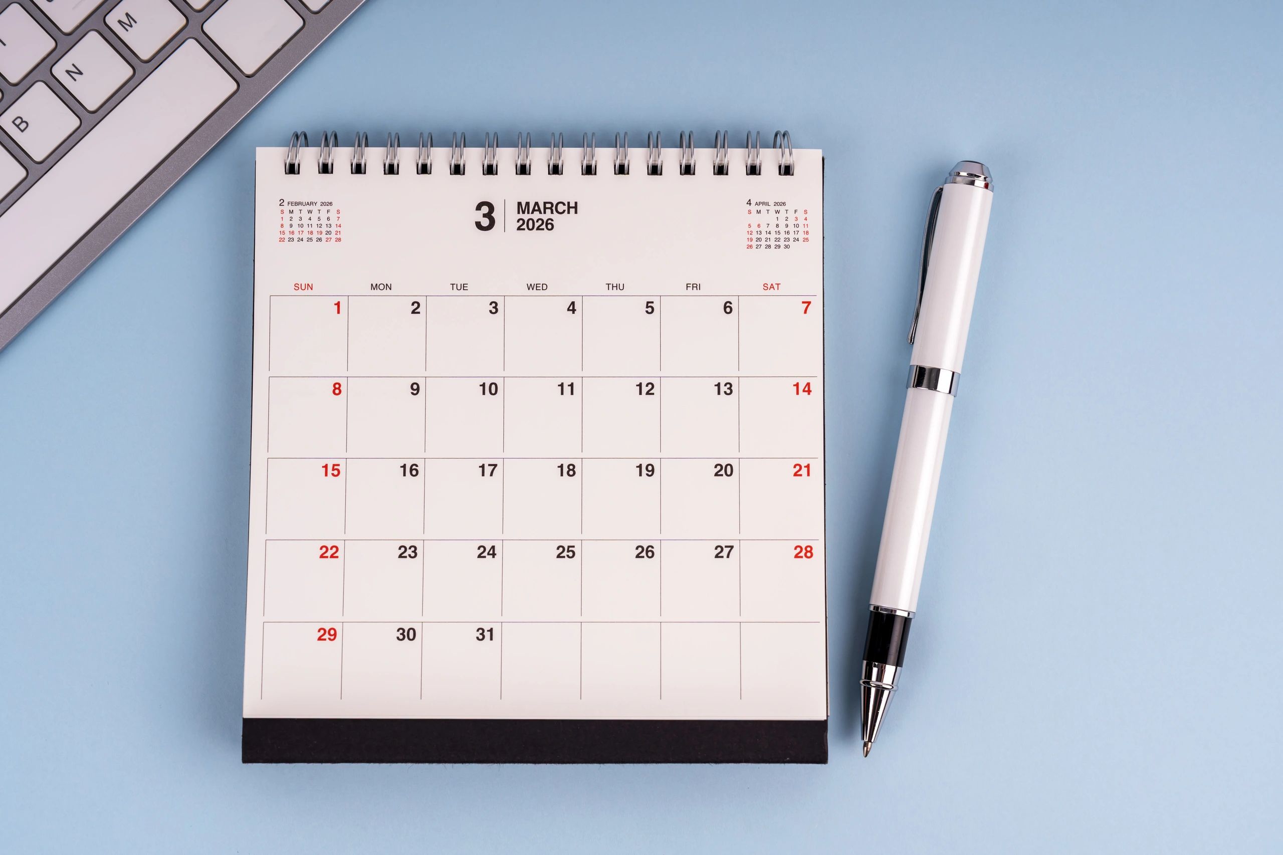 Desk calendar for planning